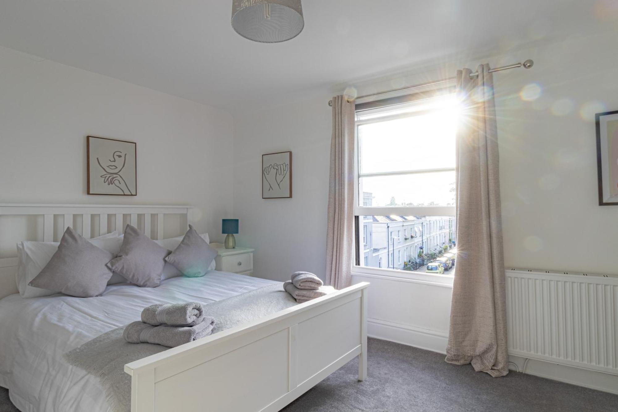 Fabulous, Vibrant, Town House, Central Bath Road Челтенхам Экстерьер фото