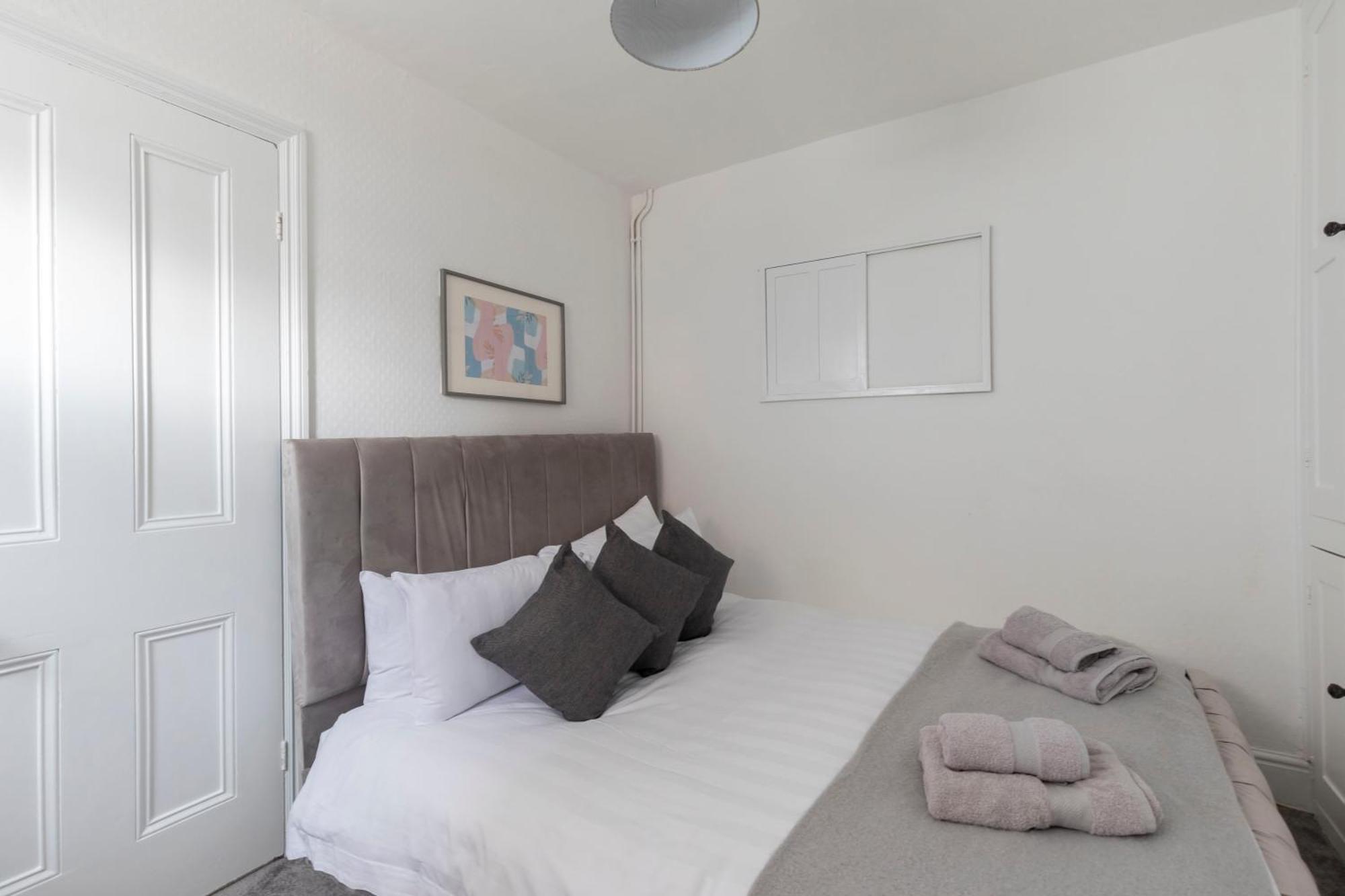 Fabulous, Vibrant, Town House, Central Bath Road Челтенхам Экстерьер фото